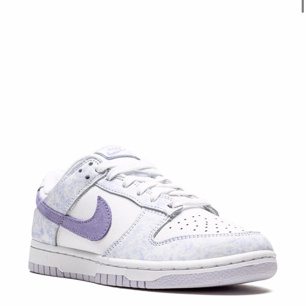 Nike low dunk “purple pulse” sneakers